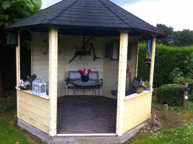 Chalet Or Apartment Nearby Roermond Outlet Stevensweert エクステリア 写真